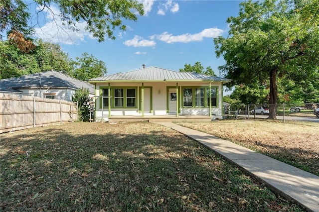 view of front of house with covered porch