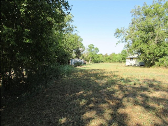 Listing photo 3 for 406 S Whitt St, Groesbeck TX 76642