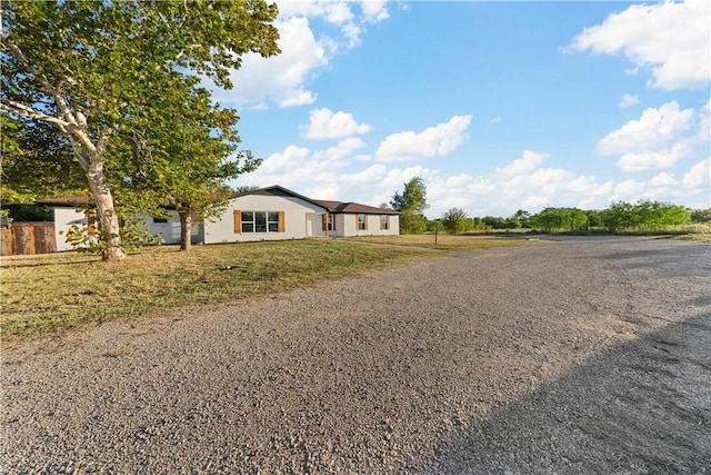 view of front of property