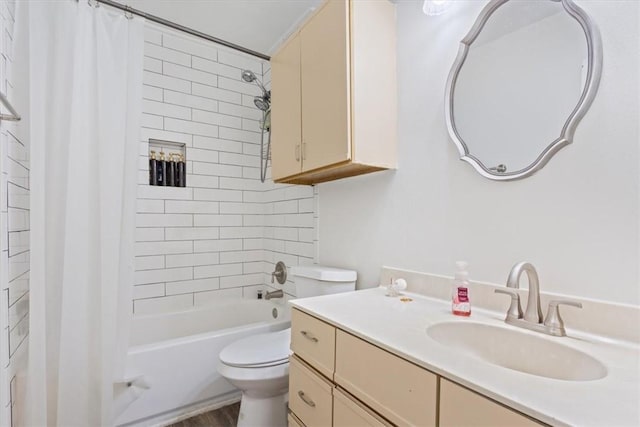 full bathroom with vanity, toilet, and shower / bath combo