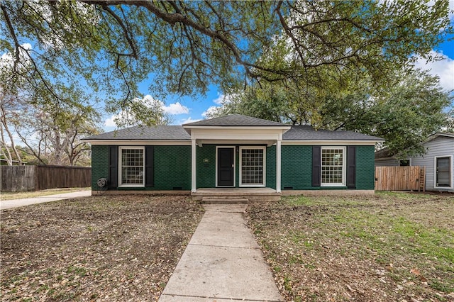 view of front of property