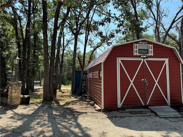 view of outbuilding