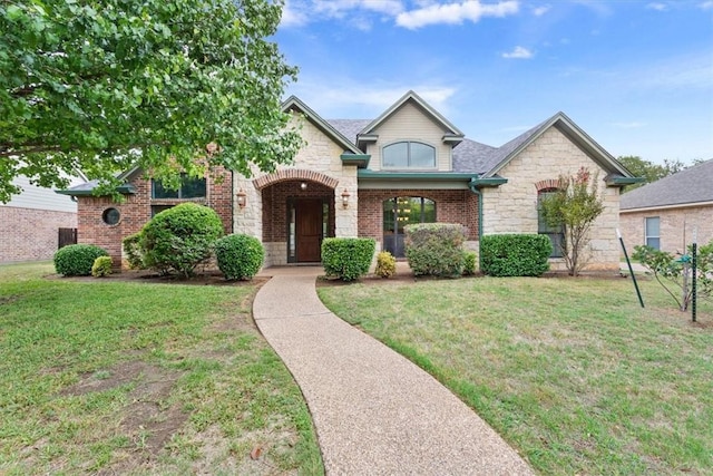 view of front of house with a front yard