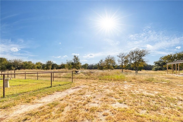 view of yard featuring a rural view