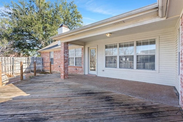 deck featuring fence