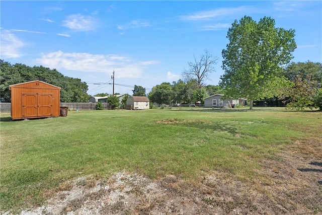 view of yard with a shed