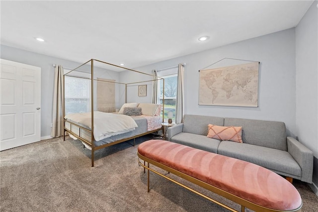 bedroom featuring carpet floors