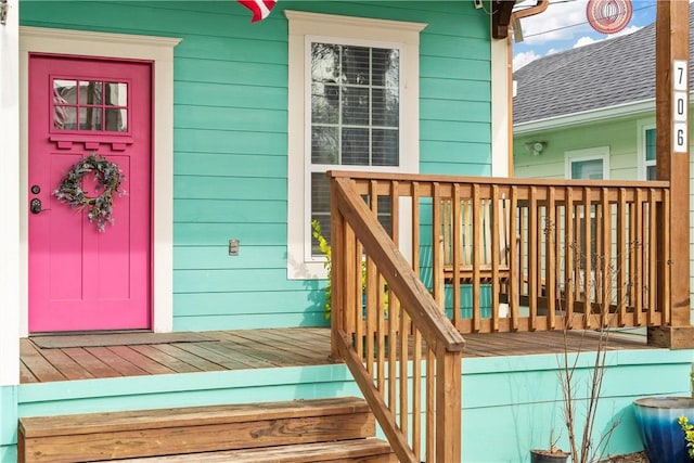 view of property entrance