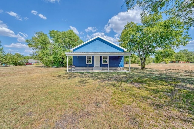 view of front of home with a front yard