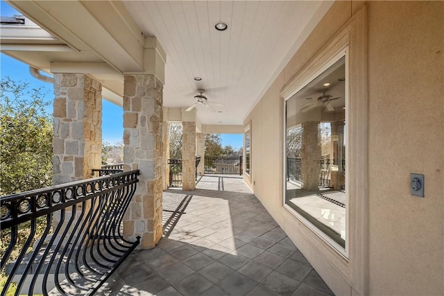 balcony with ceiling fan