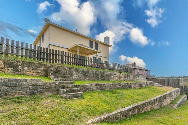 view of yard featuring fence