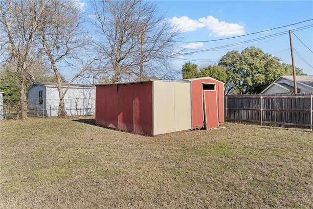 view of outdoor structure with a yard