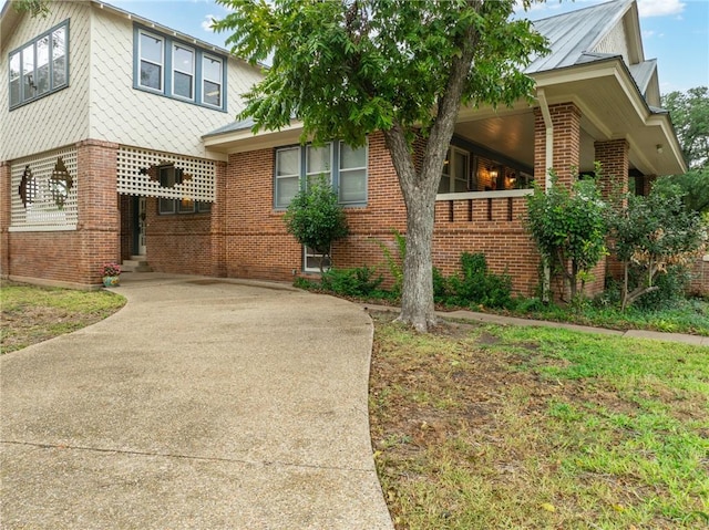 view of front of home with a porch