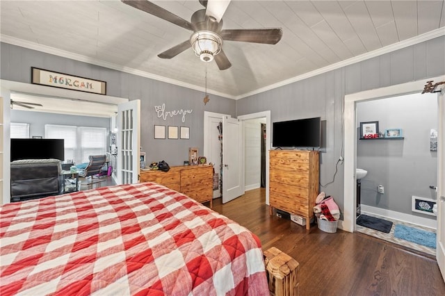 bedroom with ceiling fan, dark hardwood / wood-style floors, and crown molding