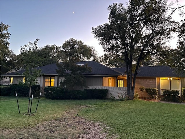 view of front of house with a front yard