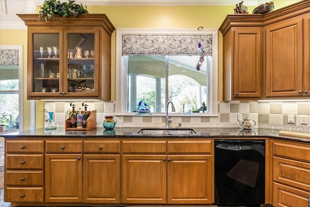 kitchen with sink, dishwasher, backsplash, plenty of natural light, and ornamental molding