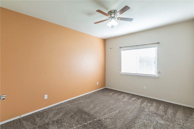 unfurnished room featuring carpet flooring and ceiling fan