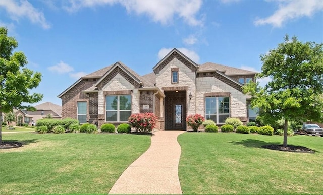 view of front of home with a front lawn