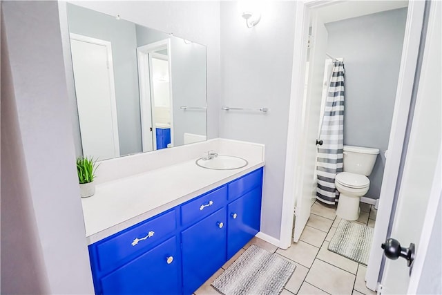 full bath with toilet, tile patterned flooring, vanity, and a shower with curtain