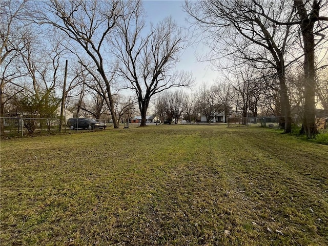 211 E Trinity St, Groesbeck TX, 76642 land for sale