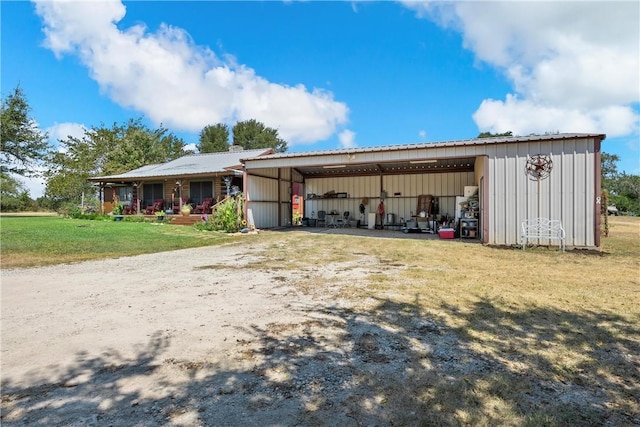 exterior space featuring a yard