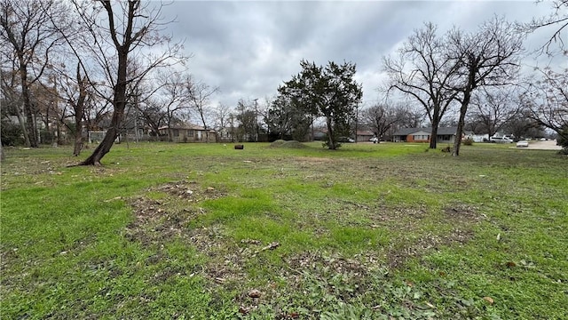 Listing photo 2 for 2926 Macarthur Ave, Waco TX 76708