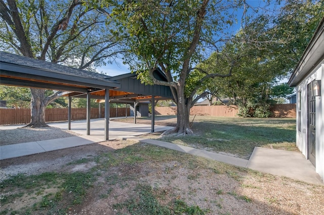 view of yard with a patio area