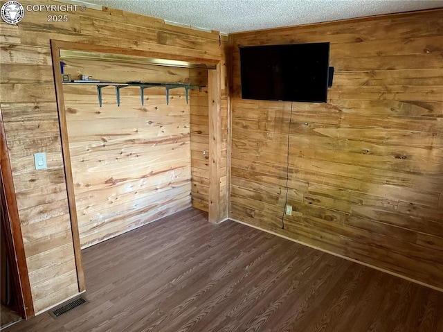 430 Broadway St, Silver Cliff, CO 81252 - view of closet
