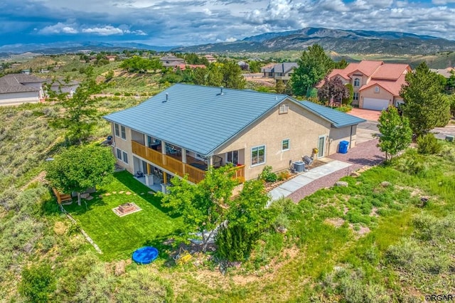 bird's eye view with a mountain view