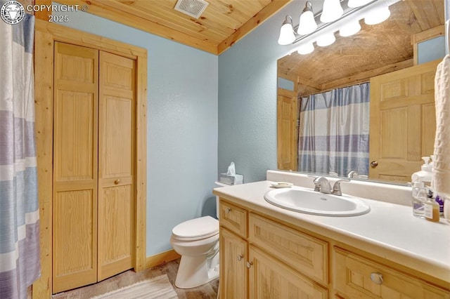 full bath featuring vanity, a shower with shower curtain, visible vents, wooden ceiling, and toilet