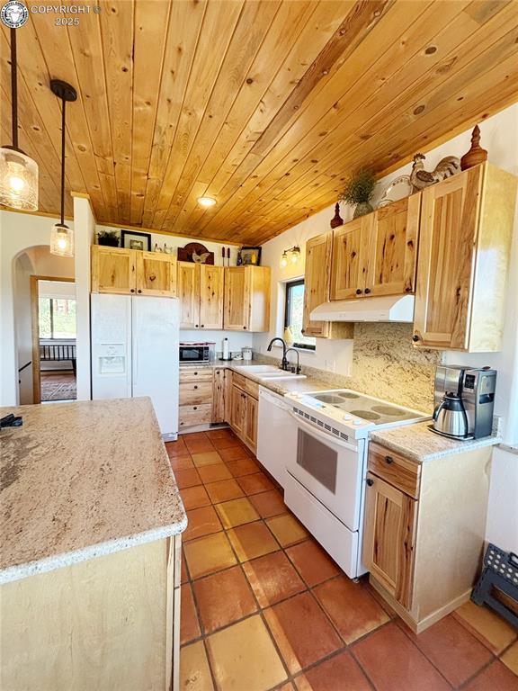 254 Bandito Trl, Florence, CO 81226 - photo 11