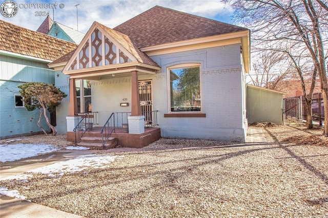 view of front of property featuring a porch