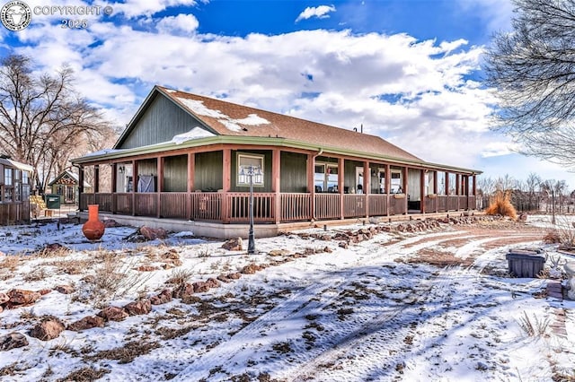 view of front of house