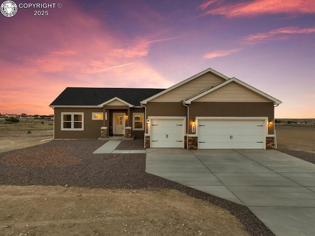 view of front of house featuring a garage