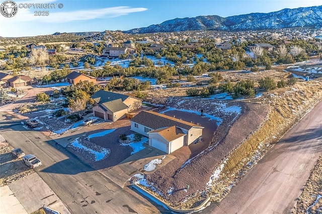 bird's eye view featuring a mountain view