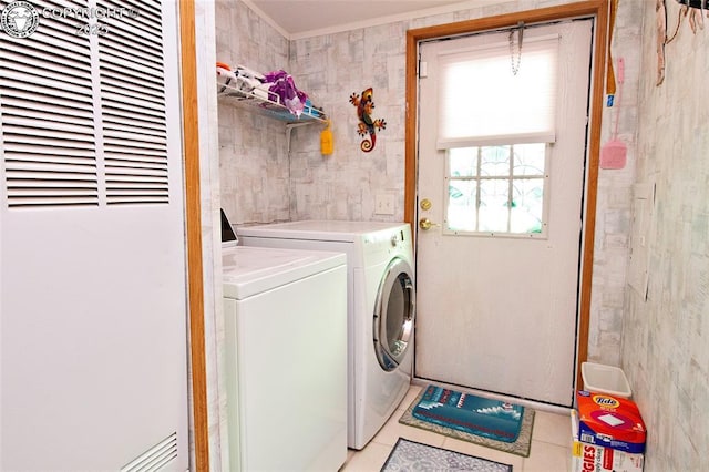 510 N 19th St Unit 1, Canon City, CO 81212 - laundry area featuring a heating unit, independent washer and dryer, and light tile patterned flooring