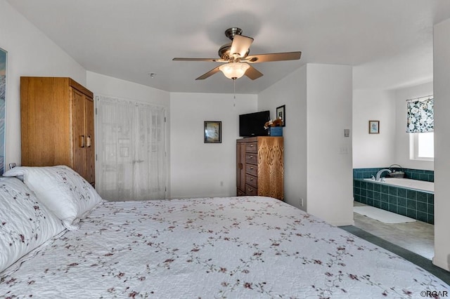 bedroom with ceiling fan