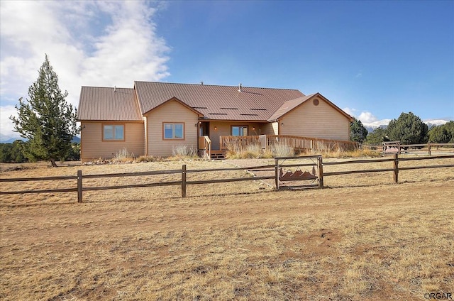 view of front of property