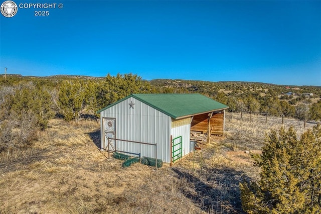 view of outbuilding