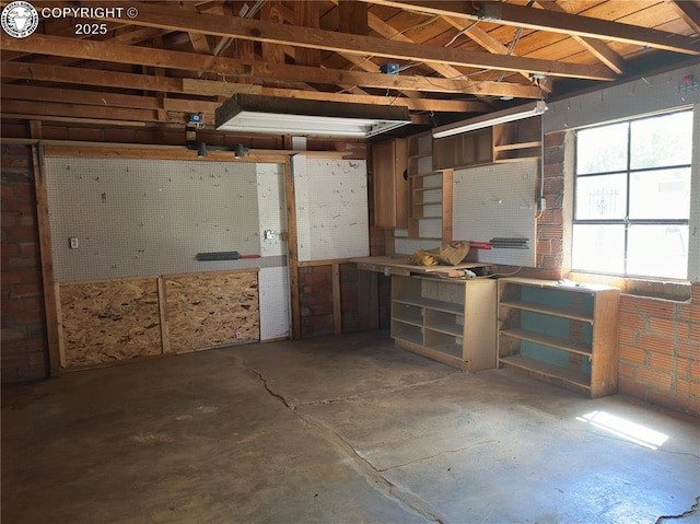 720 Whipple Ave, Canon City, CO 81212 - garage with a workshop area