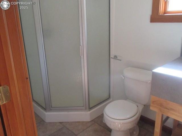 474 Black Fawn Ln, Westcliffe, CO 81252 - full bath featuring a stall shower and toilet