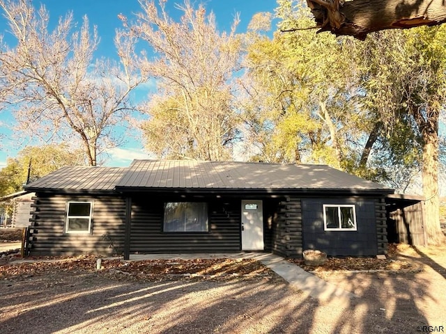 view of front of house