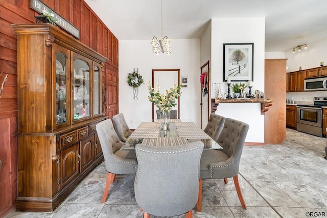 dining room featuring an inviting chandelier