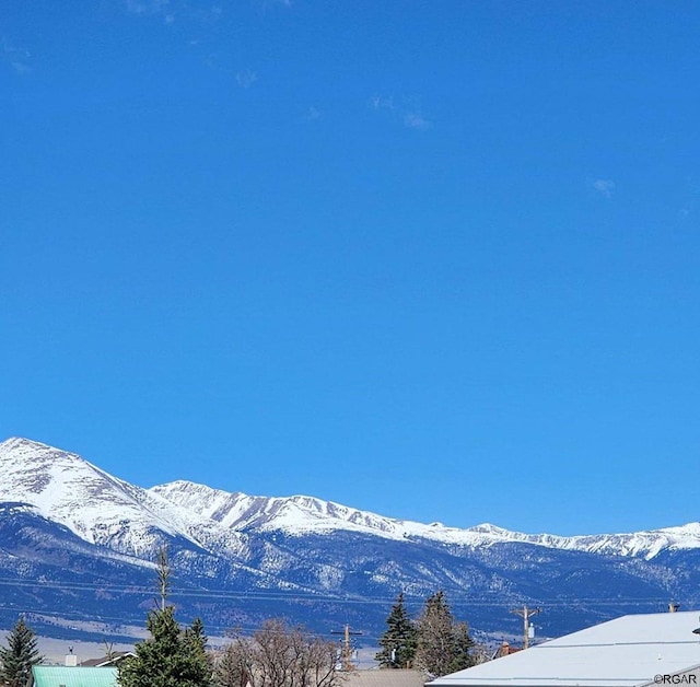 property view of mountains