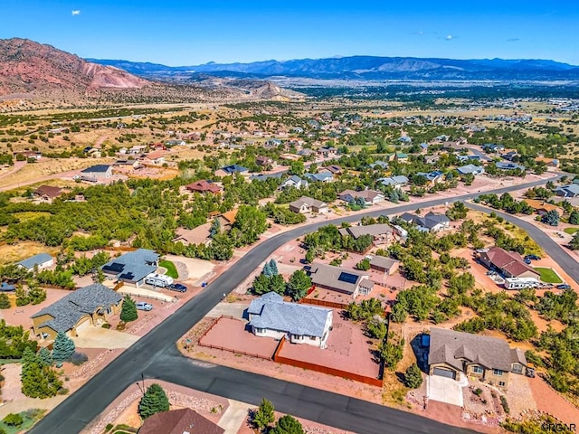 drone / aerial view with a mountain view