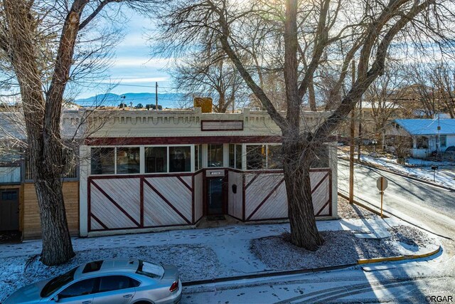 view of front of home