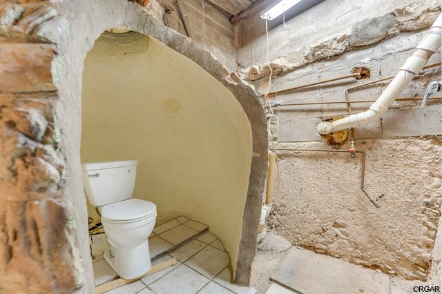 bathroom with toilet