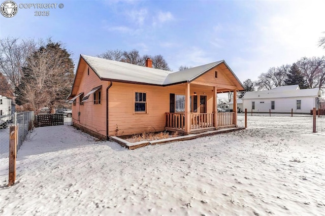 view of front of home featuring covered porch