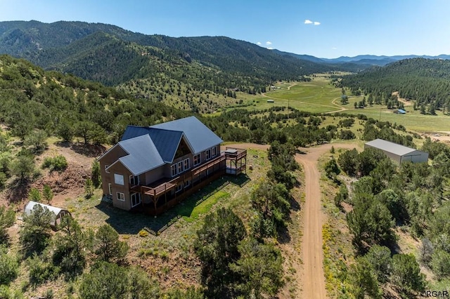 bird's eye view featuring a mountain view