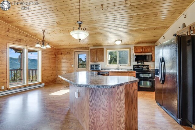 612 Lowry Ln, Canon City, CO 81212 - doorway featuring a mountain view